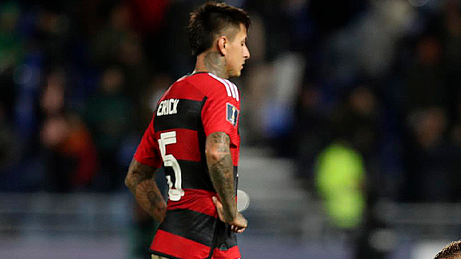 Prensa brasileña destrozó a Erick Pulgar: Cometió errores simples