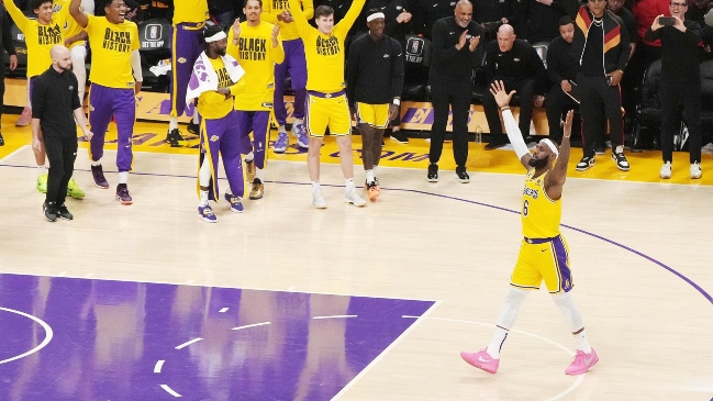 La canasta que catapultó a LeBron James como el máximo anotador en la NBA