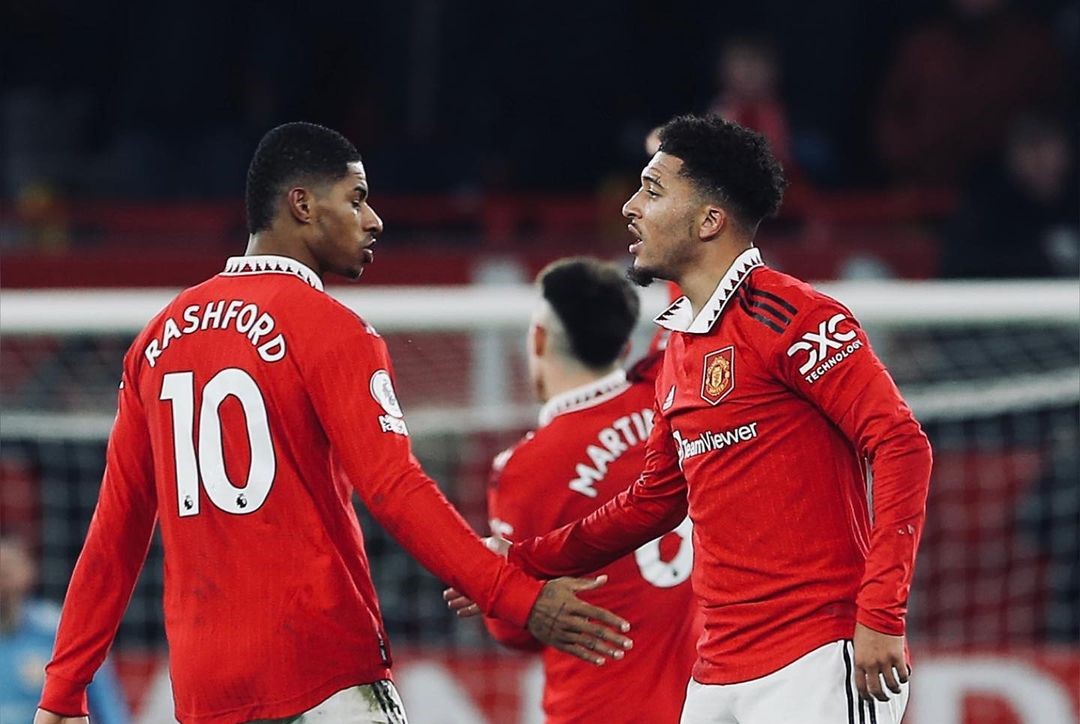 Manchester United rescató un empate ante Leeds con goles de Rashford y Sancho