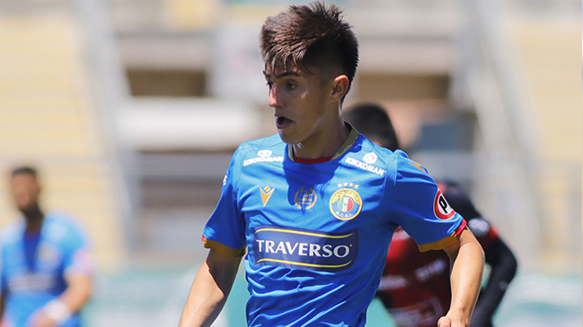 Nicolás Aedo es el nuevo refuerzo de Unión La Calera para la temporada 2023