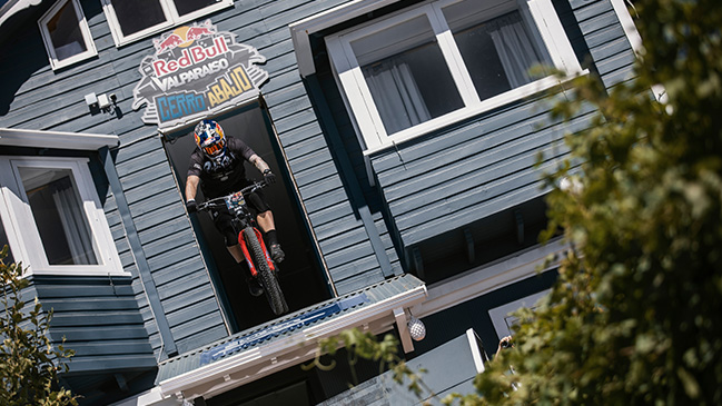 Todo lo que debes saber para disfrutar de la 19° versión de Red Bull Valparaíso Cerro Abajo