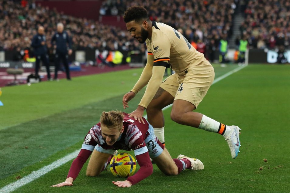 Enzo Fernández se lució con una asistencia en el empate de Chelsea ante West Ham