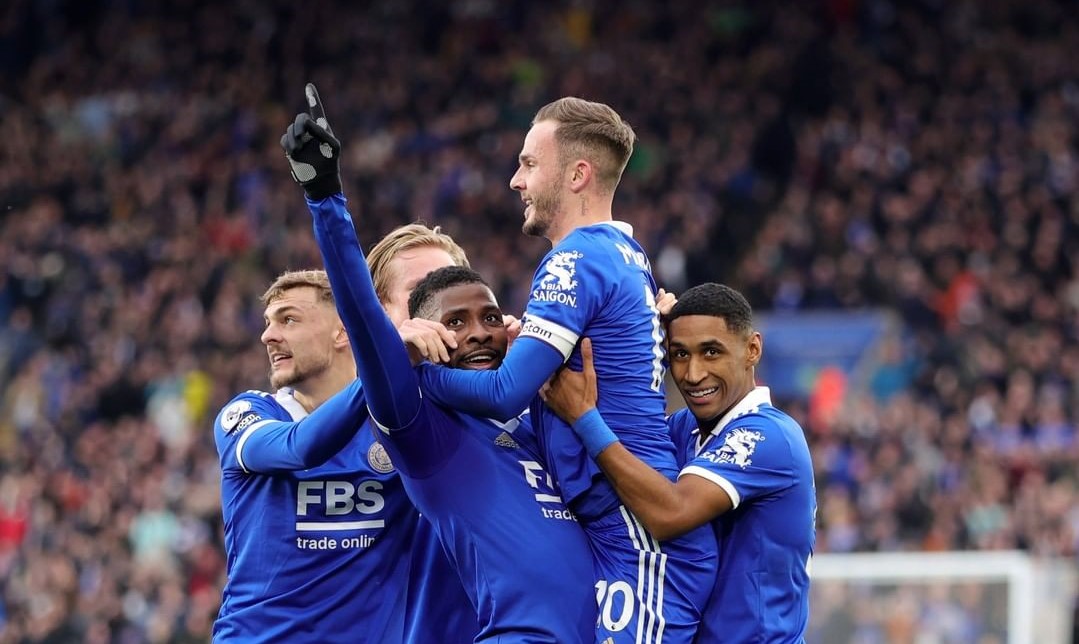 Leicester remontó a punta de golazos ante Tottenham en la Premier League