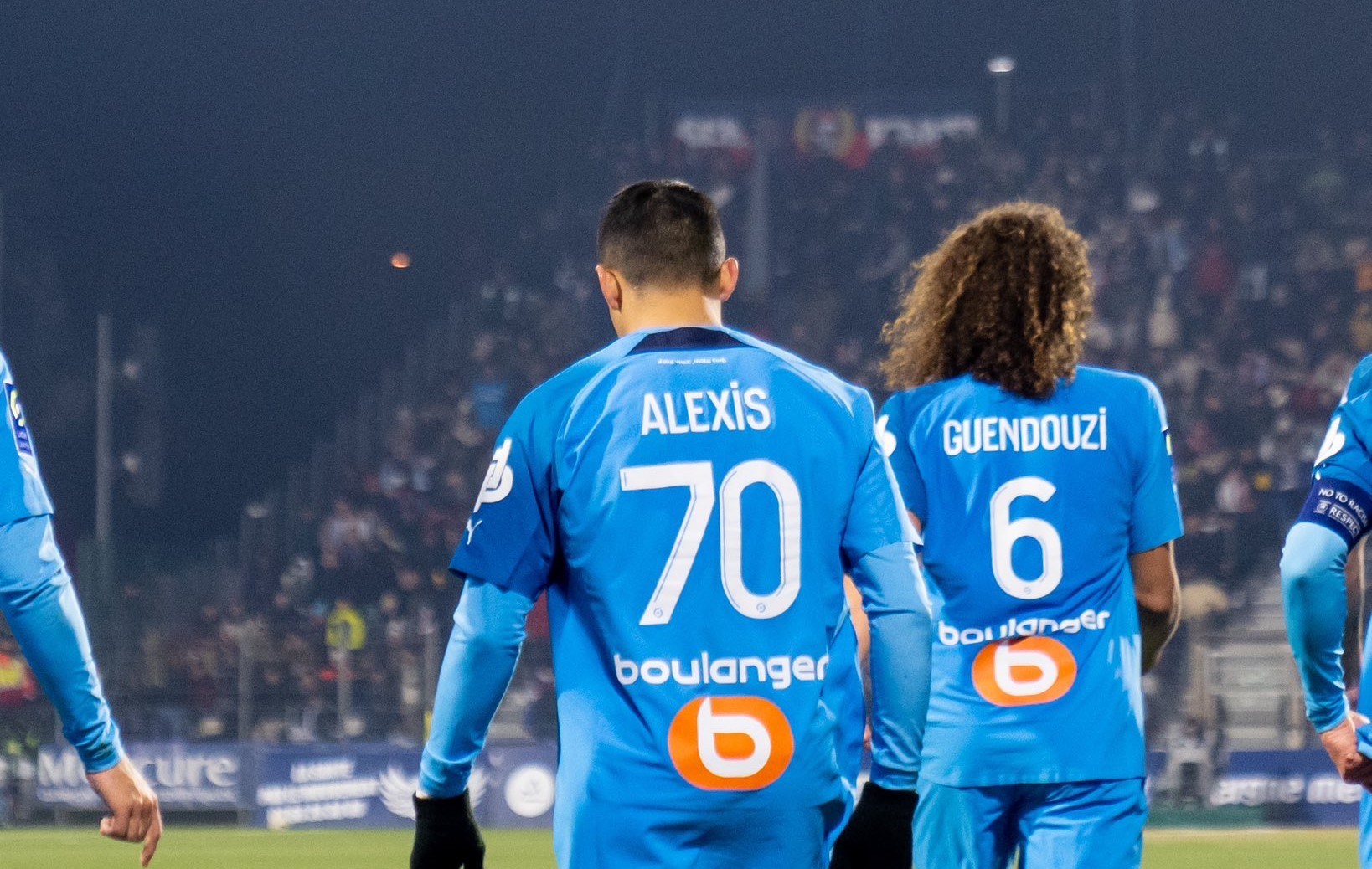 ¡Imparable! Alexis Sánchez anotó de cabeza su segundo gol para Marsella ante Clermont