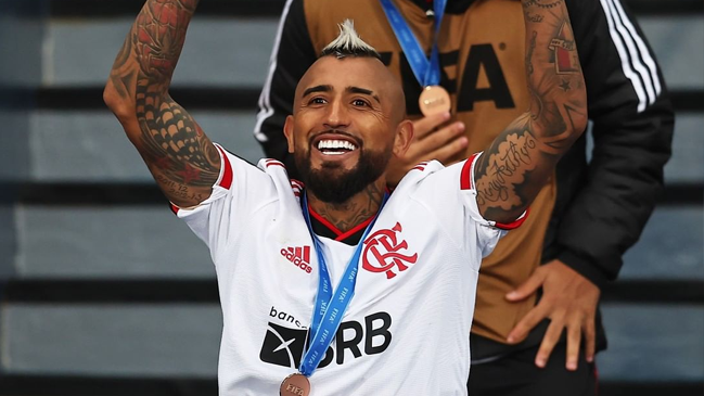 ¿Regresará a Europa? En Brasil aseguran que Arturo Vidal es seguido desde la liga española