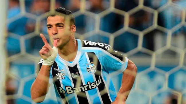 [VIDEO] Luis Suárez causó polémica por “avivada” en triunfo de Gremio