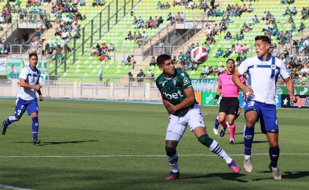 Santa Cruz cosechó un punto en su visita a Santiago Wanderers en el Ascenso