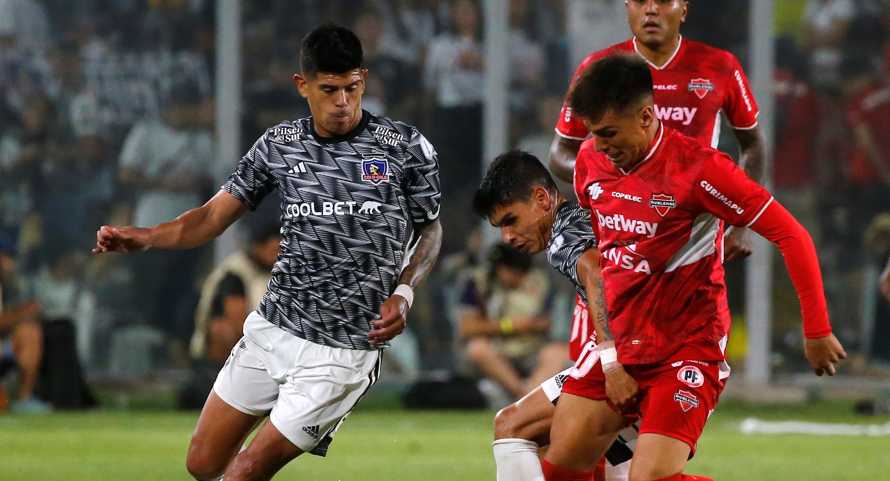 Esteban Pavez: De aquí a un mes el equipo va a funcionar de buena forma