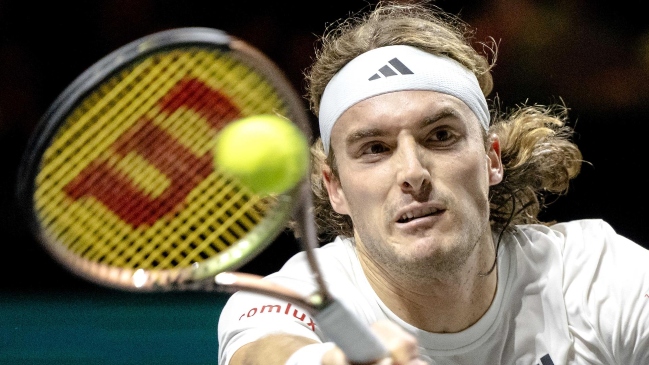 Tsitsipas resistió a Ruusuvuori y accedió a octavos en Rotterdam