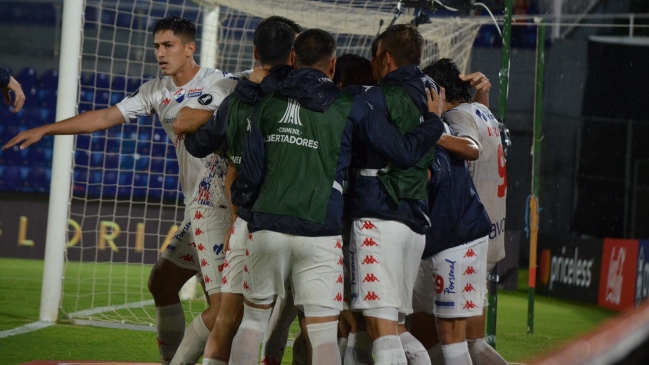 Nacional revirtió en la agonía la llave ante Sport Huancayo y avanzó en la Libertadores
