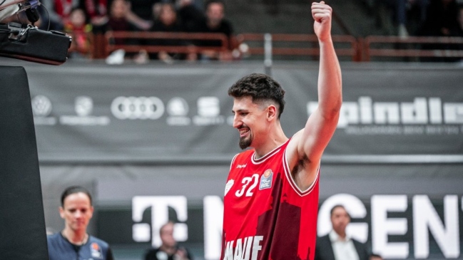 Nicolás Carvacho demostró que está de vuelta con sólida actuación en Alemania