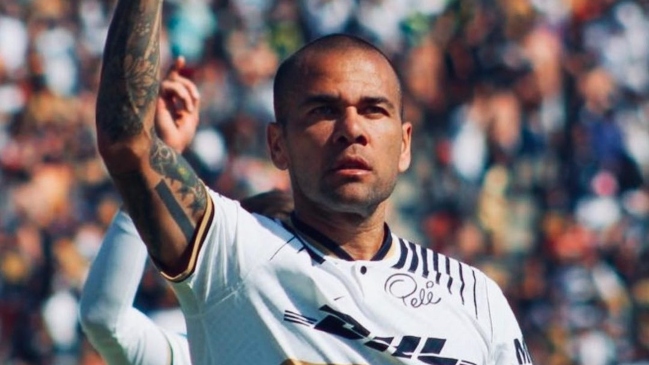 Compañero de celda de Dani Alves: El no habla mucho, pero dice que no ha abusado de nadie