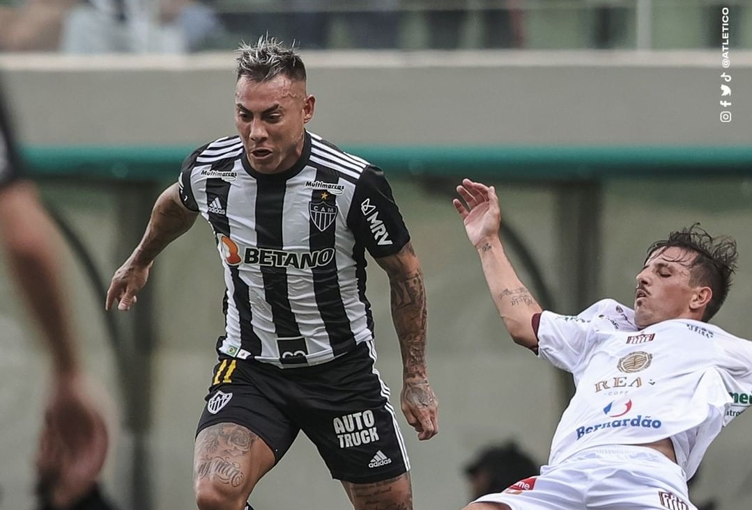 Eduardo Vargas fue figura con golazo en triunfo de Atlético Mineiro ante Patrocinense