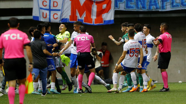 Exárbitro FIFA: El “siga siga” es peligroso, ensucia un partido y enardece a los jugadores