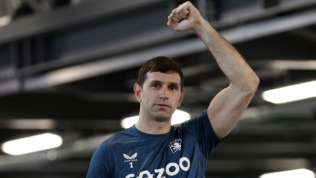 Aston Villa confía en que Emiliano Martínez será el arquero más caro del mundo