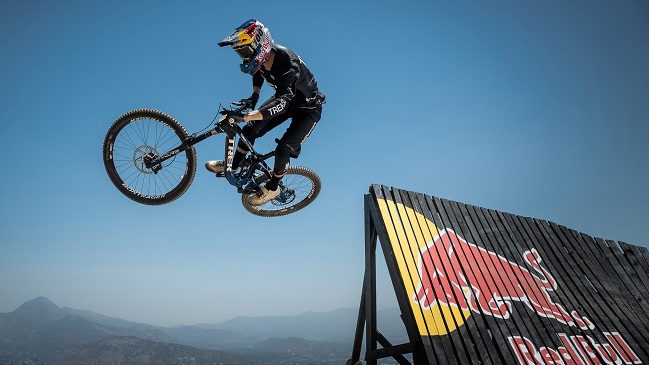 Pedro Burns alista su actuación en el Enduro World Series
