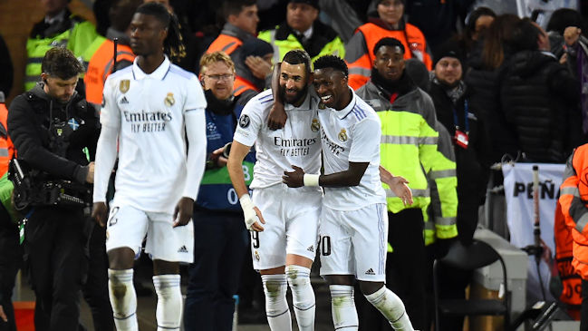 Vinicius Jr y Benzema guiaron la sólida victoria de Real Madrid sobre Liverpool en Anfield