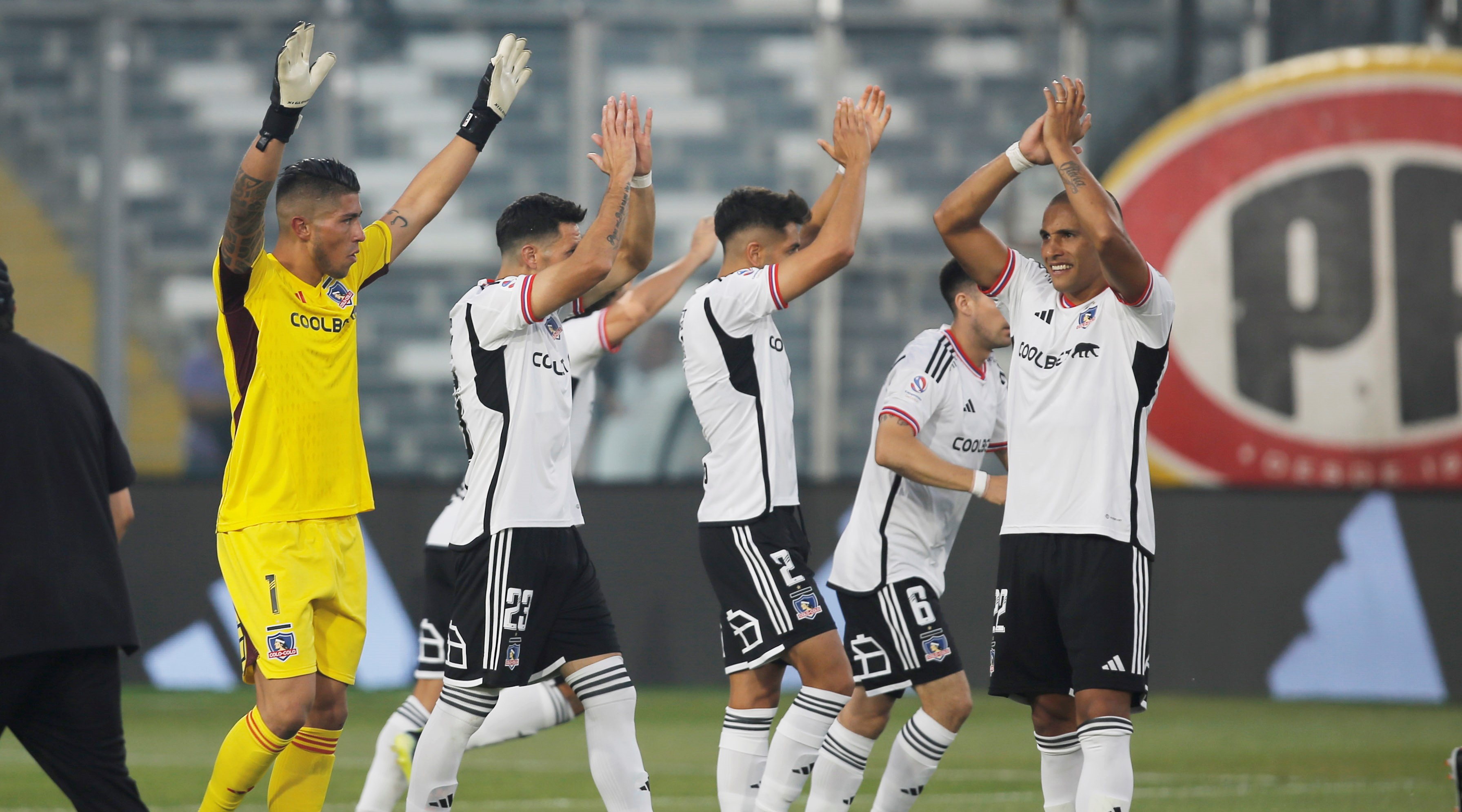 “Chilealbo”: Colo Colo empezó a preparar el partido con Coquimbo en el Monumental