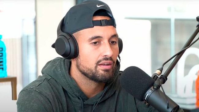 Kyrgios puso en duda que la tierra es redonda y dijo que las pirámides no fueron hechas por humanos