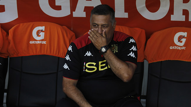 Ronald Fuentes: Con Copiapó jugaremos en el Santa Laura en una cancha mejorada