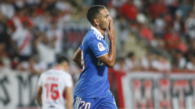 ¡Golazo! Federico Mateos aumentó para la U ante Curicó con un gran remate de distancia
