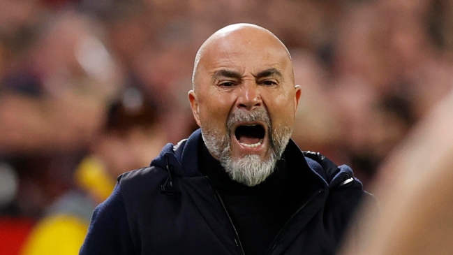 Sampaoli aseguró que presuntos pagos de Barcelona a árbitros “mancha la pelota”