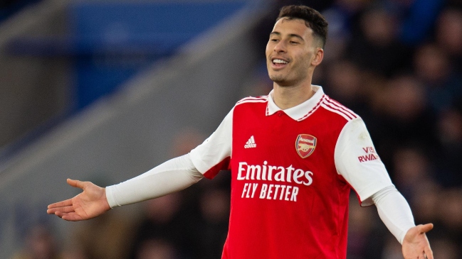 Arsenal venció a Leicester y sigue en plena lucha por el título