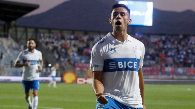 Alexander Aravena abrió la ruta de la UC ante Palestino en Rancagua