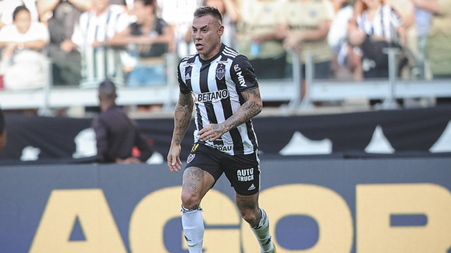 Eduardo Vargas participó en empate de Atlético Mineiro y América