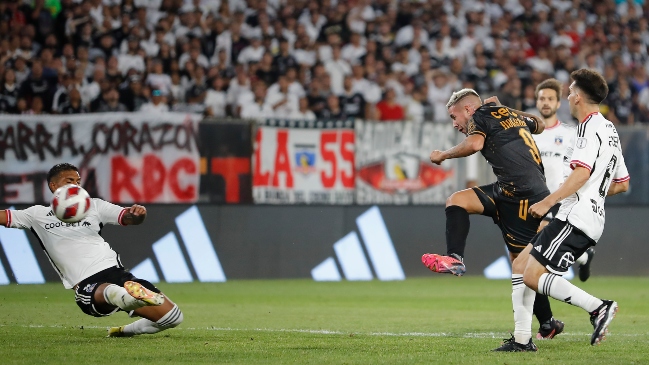 Holgado finalizó de gran forma una contra de Coquimbo y estiró la ventaja sobre Colo Colo