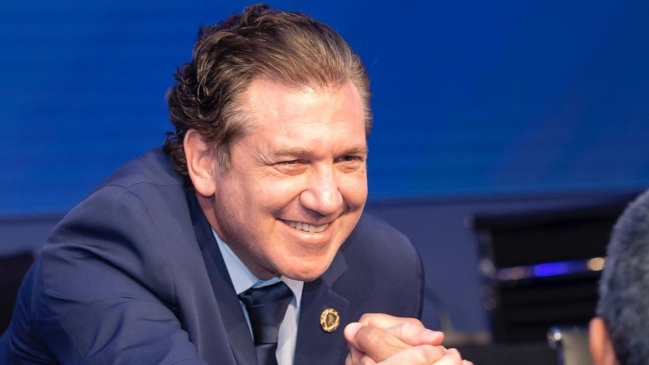 Domínguez y las Clasificatorias: “Se acercan más a arrancar en septiembre que en junio”