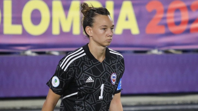 Tiane Endler vio frustrado su intento de volver a ganar el premio The Best a mejor arquera