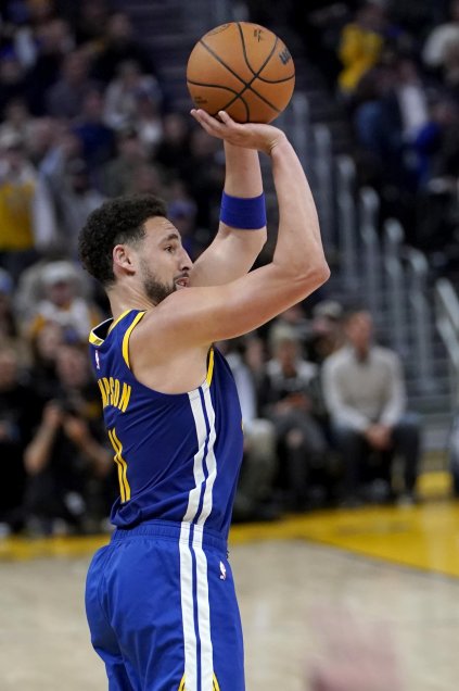 Los Warriors sumaron otro triunfo clave y complicaron a los Blazers