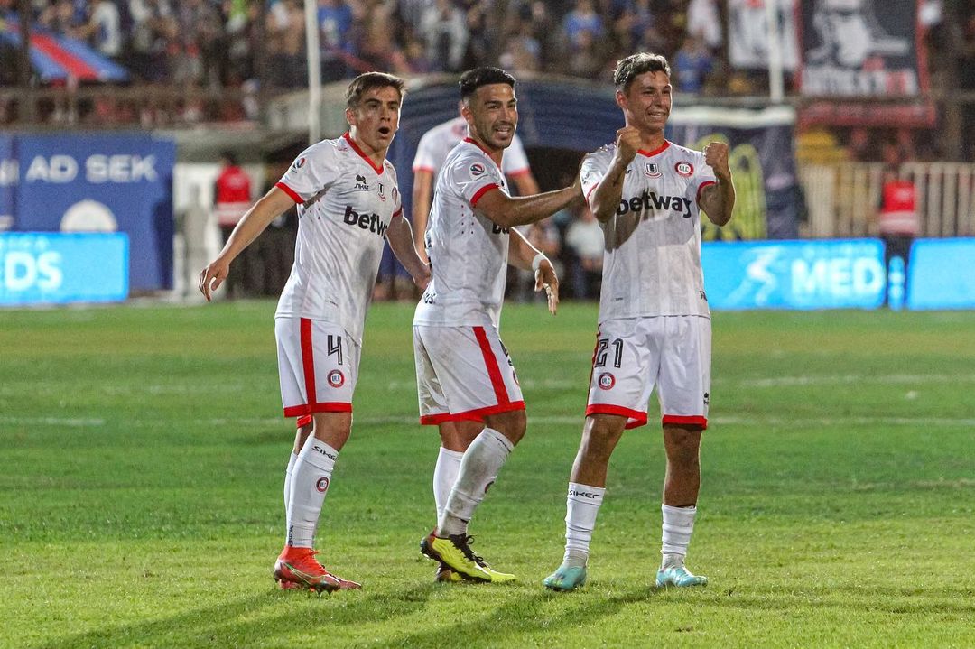 César Pérez aprovechó un error defensivo y firmó el empate de La Calera ante U. de Chile