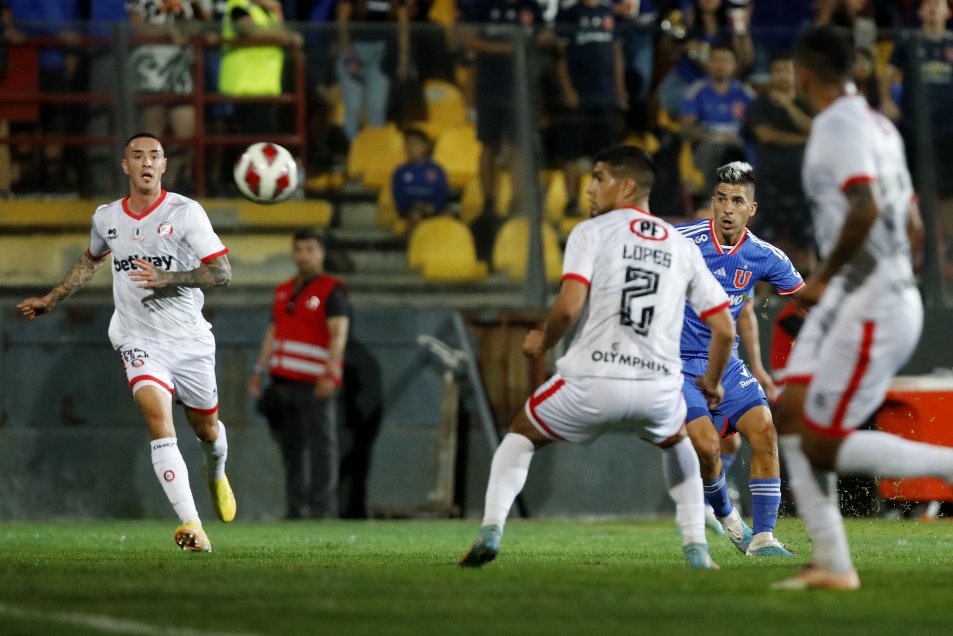 La U se nubló con la resistencia de La Calera y dejó escapar el triunfo en Santa Laura