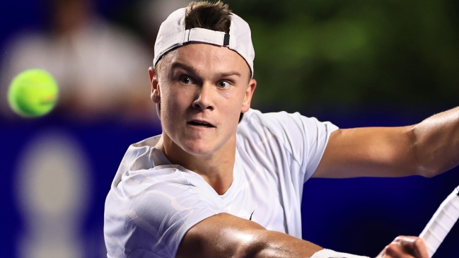 Holger Rune avanzó a semifinales de Acapaulco tras retiro de Matteo Berrettini