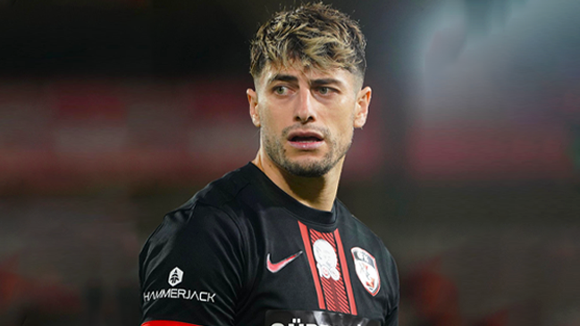 Afirman que Angelo Sagal dejará el fútbol turco y tendrá nuevo destino en Europa