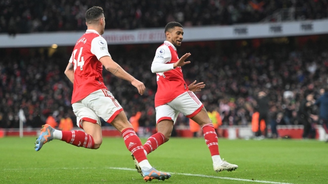 ¡Locura total! Reiss Nelson le dio la victoria a Arsenal sobre Bournemouth en la última jugada