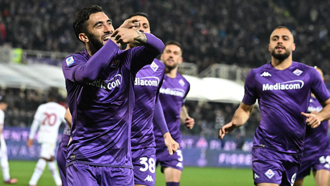 Fiorentina derribó a un AC Milan que sigue con un irregular andar en la Serie A