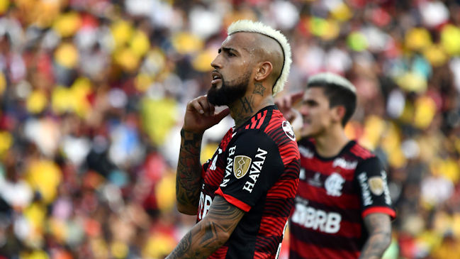 Histórico de Flamengo cuestionó a Arturo Vidal: Debería ser un referente en el club y no lo ha logrado