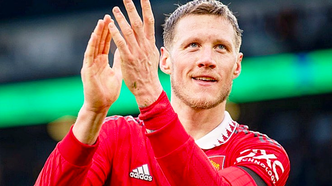 El “Bobo” Weghorst se deshizo en explicaciones por su gesto en Anfield