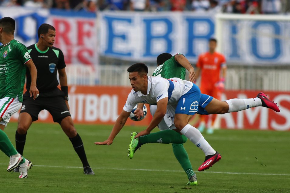 La UC sufrió su primer tropezón de la temporada al ser eliminada por Audax de Copa Sudamericana