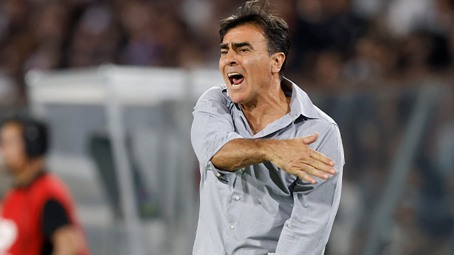 Quinteros: El objetivo es superar al rival, no pensar en los años que la U lleva sin ganar