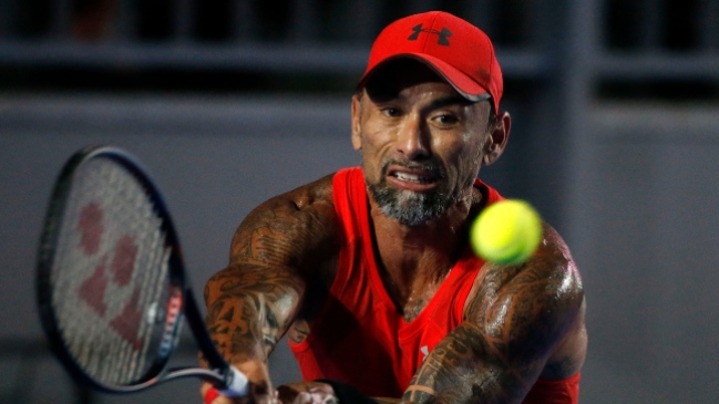 Se viene la exhibición: Marcelo Ríos entrenó en Chile y Corretja le respondió en redes sociales