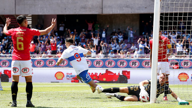 Zampedri aprovechó las dudas en el área de Unión Española y descontó para la UC