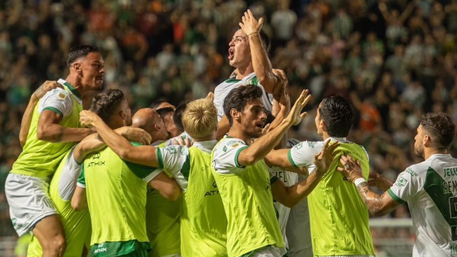 Banfield respiró en la parte baja de la liga argentina con un triunfo sobre Boca Juniors