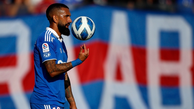Ronnie Fernández aplaudió a hincha de la U que se metió a tribuna en el Monumental