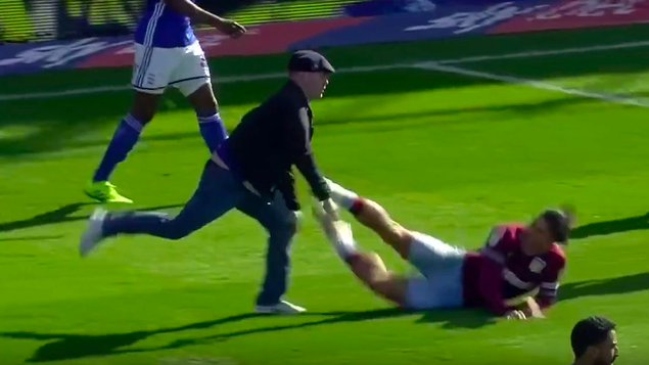 Hincha que golpeó a estrella del fútbol inglés apareció muerto