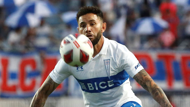 Mena y el presente de Isla en la UC: “Quizá no está en su mejor nivel, como el equipo”