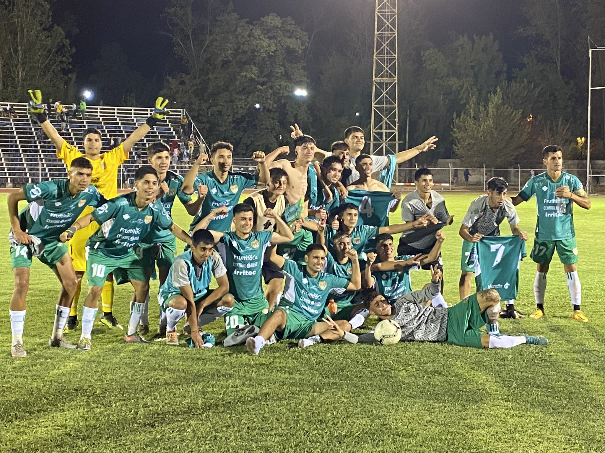 Chimbarongo y Santiago City avanzaron a segunda ronda de la Copa Chile